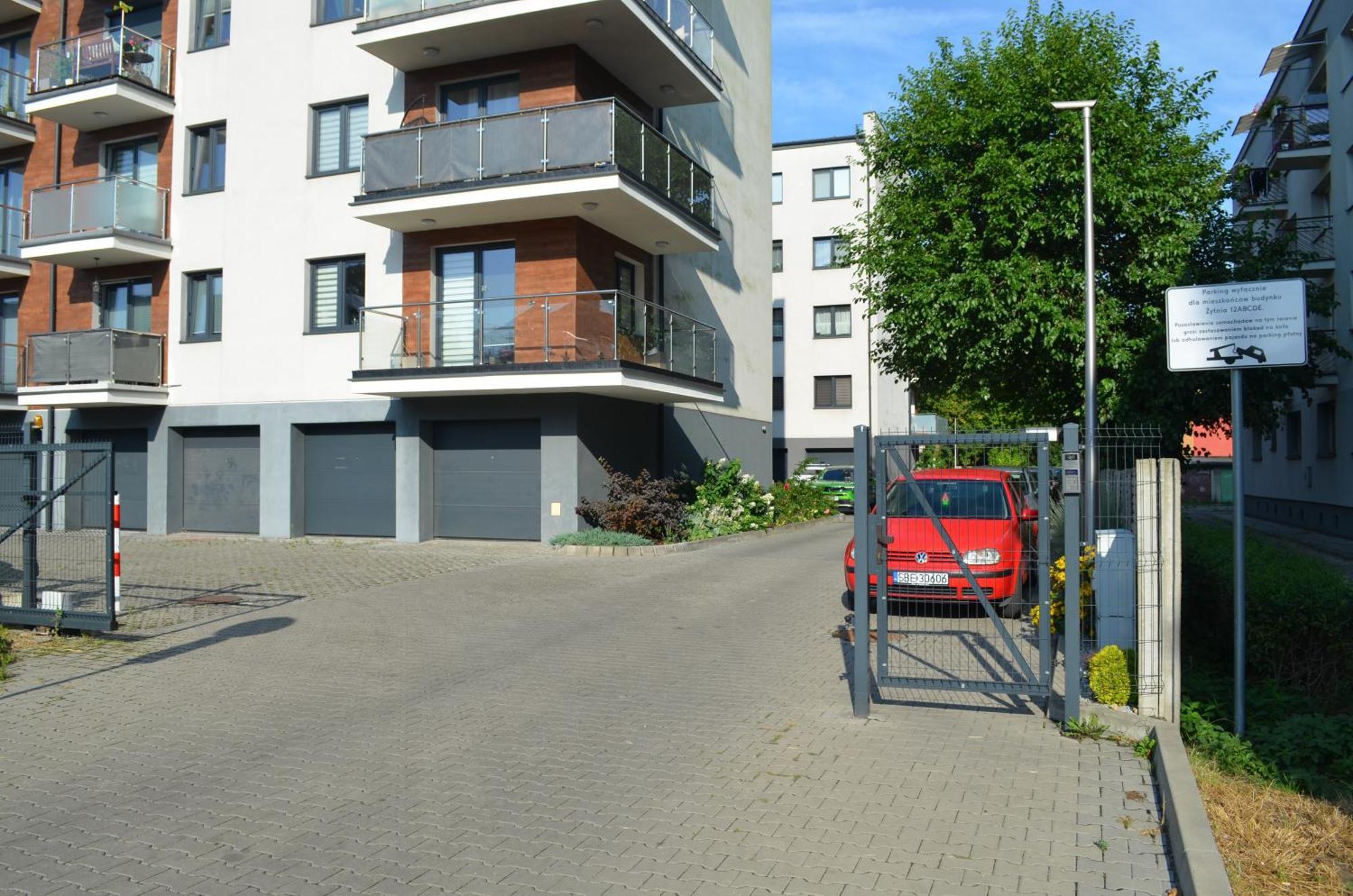 Apartment Sosnowiec City - Free Parking - Easy Check-In Εξωτερικό φωτογραφία